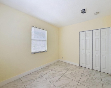 2037 Washington Street - Photo Thumbnail 12