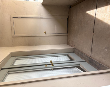 1820 E Morten Avenue - Photo Thumbnail 7