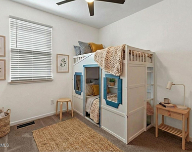 17352 W Country Club Terrace - Photo Thumbnail 13