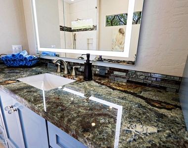 6280 E Amber Sun Drive - Photo Thumbnail 34