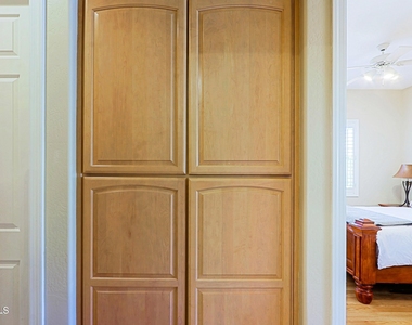 6280 E Amber Sun Drive - Photo Thumbnail 36
