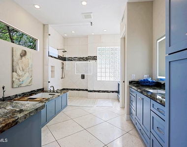 6280 E Amber Sun Drive - Photo Thumbnail 29