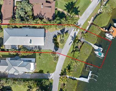12140 Se Indian River Drive N - Photo Thumbnail 49
