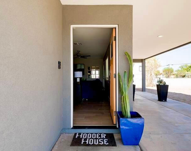 1450 E Hoover Avenue - Photo Thumbnail 160
