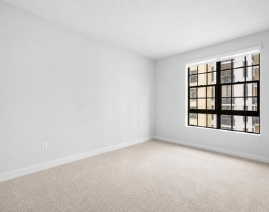 801 S Olive Avenue - Photo Thumbnail 21