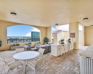 801 S Olive Avenue - Photo Thumbnail 32