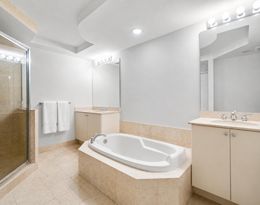 801 S Olive Avenue - Photo Thumbnail 18