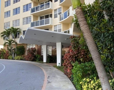 2800 N Flagler Drive - Photo Thumbnail 1