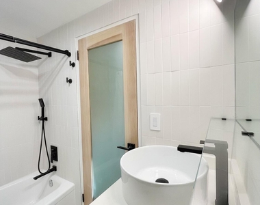 2800 N Flagler Drive - Photo Thumbnail 13