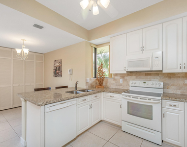 135 Old Meadow Way - Photo Thumbnail 7
