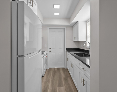 1150 E Sample Road - Photo Thumbnail 1
