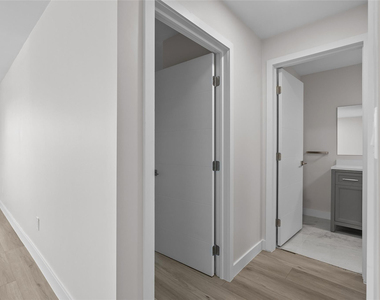 1150 E Sample Road - Photo Thumbnail 7