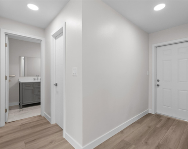 1150 E Sample Road - Photo Thumbnail 6