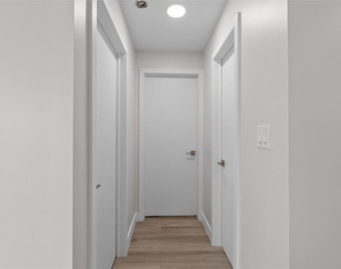 1150 E Sample Road - Photo Thumbnail 16