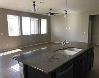 22595 E Via Del Palo -- - Photo Thumbnail 4