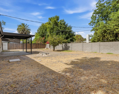 2022 N 40th Street - Photo Thumbnail 29