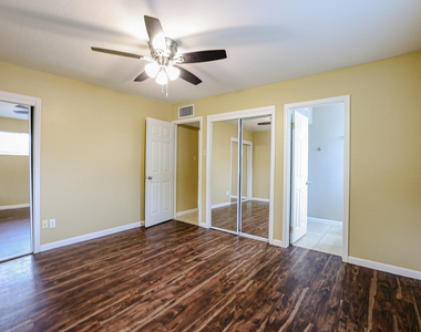 1005 E Cavalier Drive - Photo Thumbnail 15