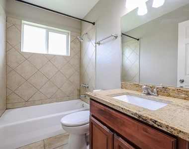 1005 E Cavalier Drive - Photo Thumbnail 21