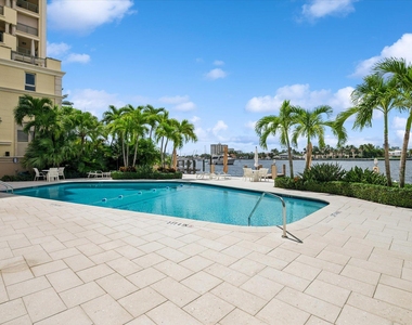 215 N Birch Road - Photo Thumbnail 17