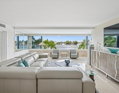 215 N Birch Road - Photo Thumbnail 1