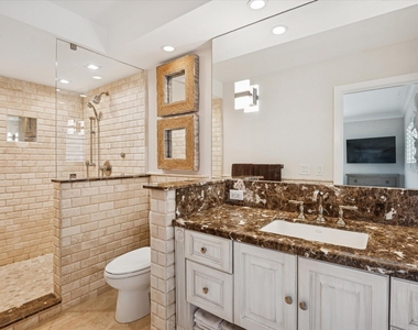 215 N Birch Road - Photo Thumbnail 14