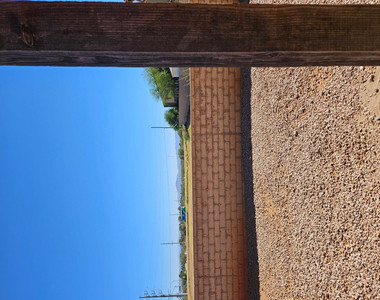 1285 Preston Street - Photo Thumbnail 9