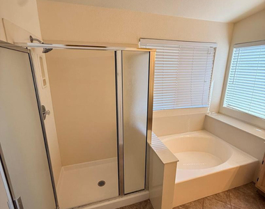 4556 E Charleston Avenue - Photo Thumbnail 19