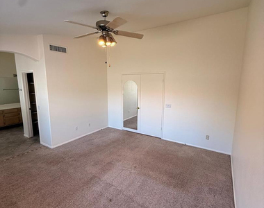 4556 E Charleston Avenue - Photo Thumbnail 16