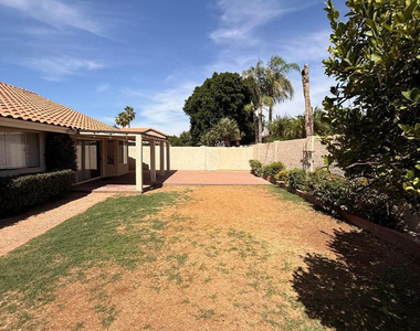4556 E Charleston Avenue - Photo Thumbnail 36