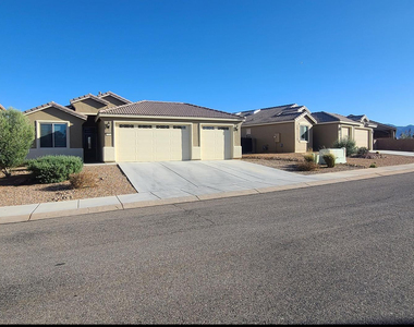 2210 Jacks Drive - Photo Thumbnail 1