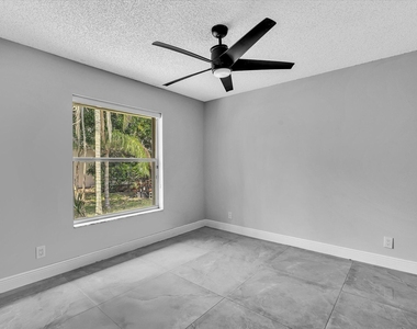 10434 Nw 6th Court - Photo Thumbnail 52