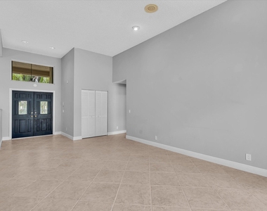 10434 Nw 6th Court - Photo Thumbnail 10