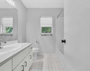 10434 Nw 6th Court - Photo Thumbnail 70