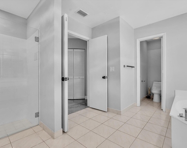 10434 Nw 6th Court - Photo Thumbnail 24