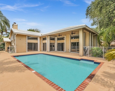 10434 Nw 6th Court - Photo Thumbnail 31