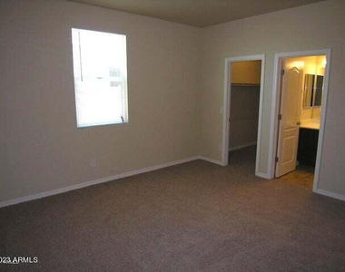 609 E Pearce Road - Photo Thumbnail 13