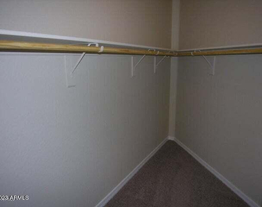 609 E Pearce Road - Photo Thumbnail 10
