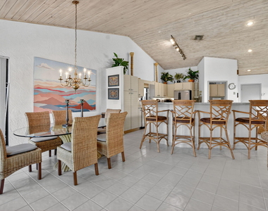 22519 W Esplanada Cir W - Photo Thumbnail 16