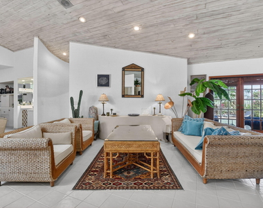 22519 W Esplanada Cir W - Photo Thumbnail 12