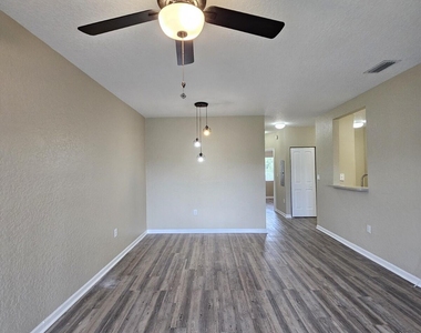1063 Golden Lakes Boulevard - Photo Thumbnail 2