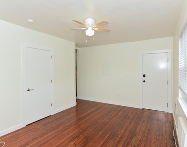 717 2nd Ave - Photo Thumbnail 2