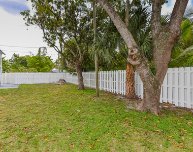 717 2nd Ave - Photo Thumbnail 11