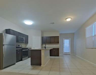 117 S 125th Avenue - Photo Thumbnail 3