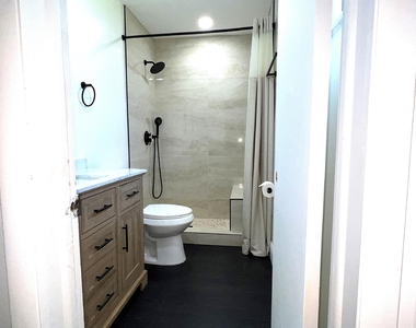3521 Nw 29th Street - Photo Thumbnail 8