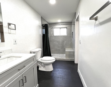 3521 Nw 29th Street - Photo Thumbnail 9