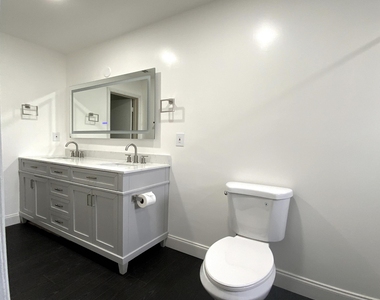 3521 Nw 29th Street - Photo Thumbnail 15