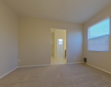 29957 W Mitchell Avenue - Photo Thumbnail 7