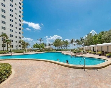 3000 S Ocean Drive - Photo Thumbnail 10