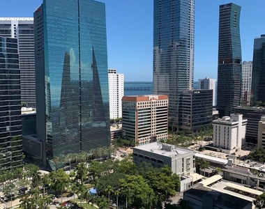 1250 S Miami Avenue - Photo Thumbnail 4