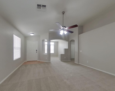 14336 N 154th Lane - Photo Thumbnail 2